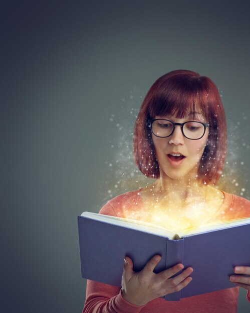 Обзор книг о стратегиях и подходах, которые использовал Джобс при запуске новых продуктов